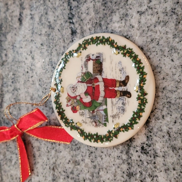 Vintage Spode "American Santa Claus" Christmas Ornament - Picture 2 of 9